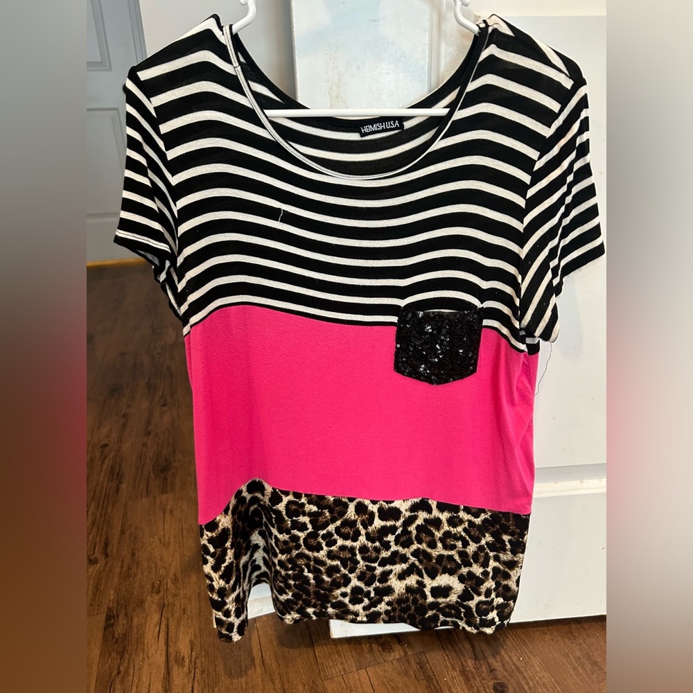 Cute boutique top